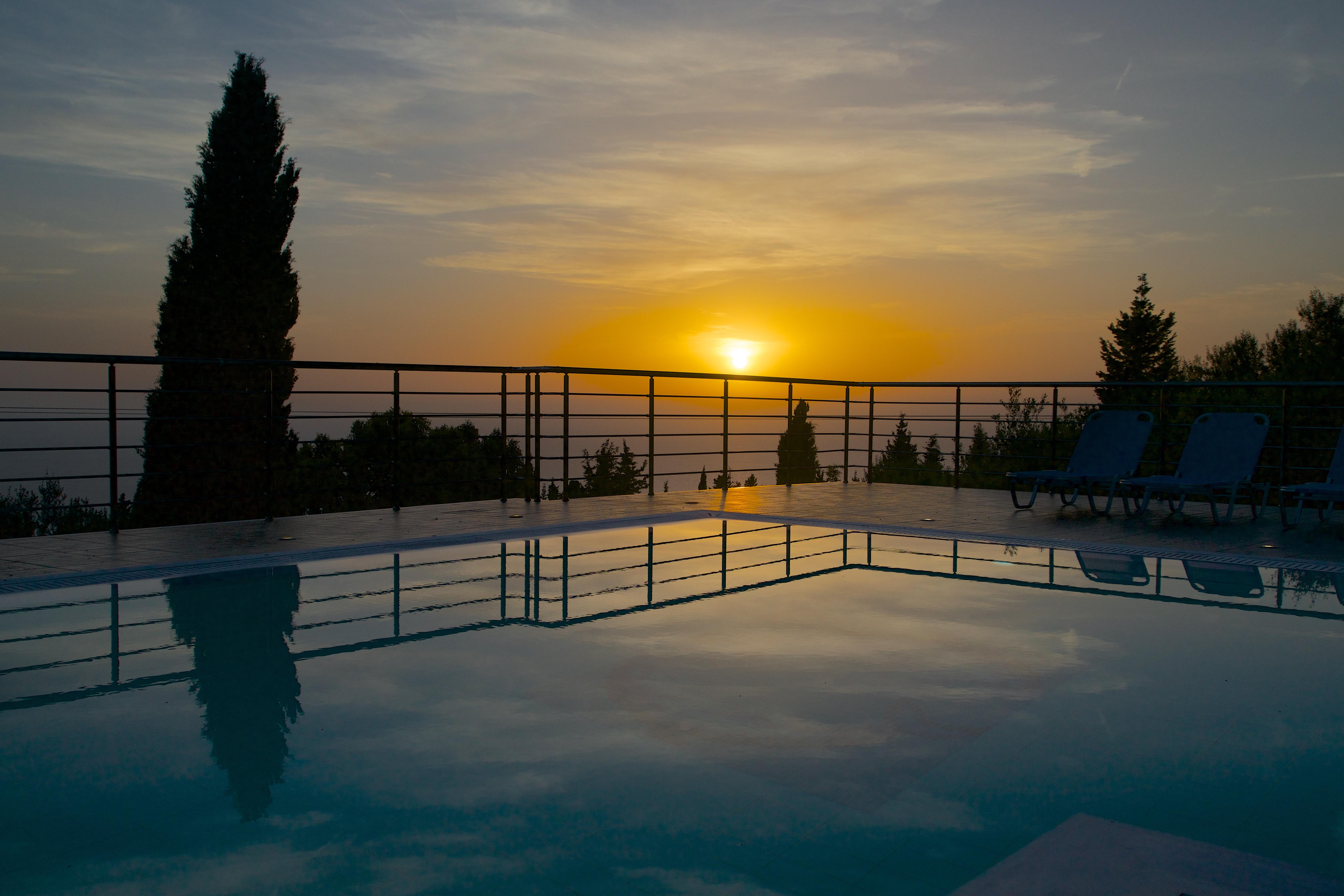 Studios Vrionis Panoramic Sunset Mesovounia  ภายนอก รูปภาพ